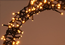 LED Kranz - Extra Warmweiß - Lichter Ring zum Hängen - Weihnachtsbeleuchtung innen & außen Ø: 58 cm | 500 LED