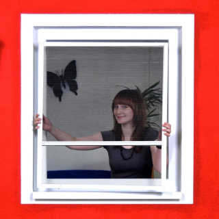 Smart Fliegengitter Plissee für Fenster - Flächenbündiger Alu Bausatz - Insektenschutz Plissee (weiß 130 x 150 cm)